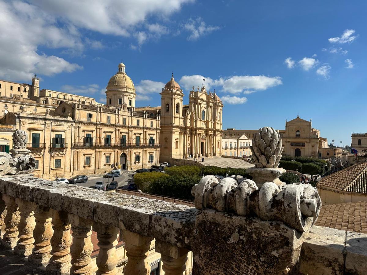 Tannur Del Carmine Villa Noto Exterior foto