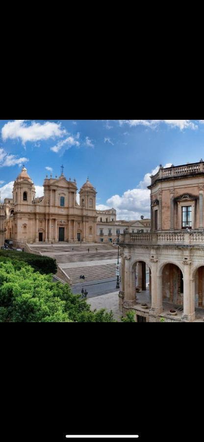 Tannur Del Carmine Villa Noto Exterior foto