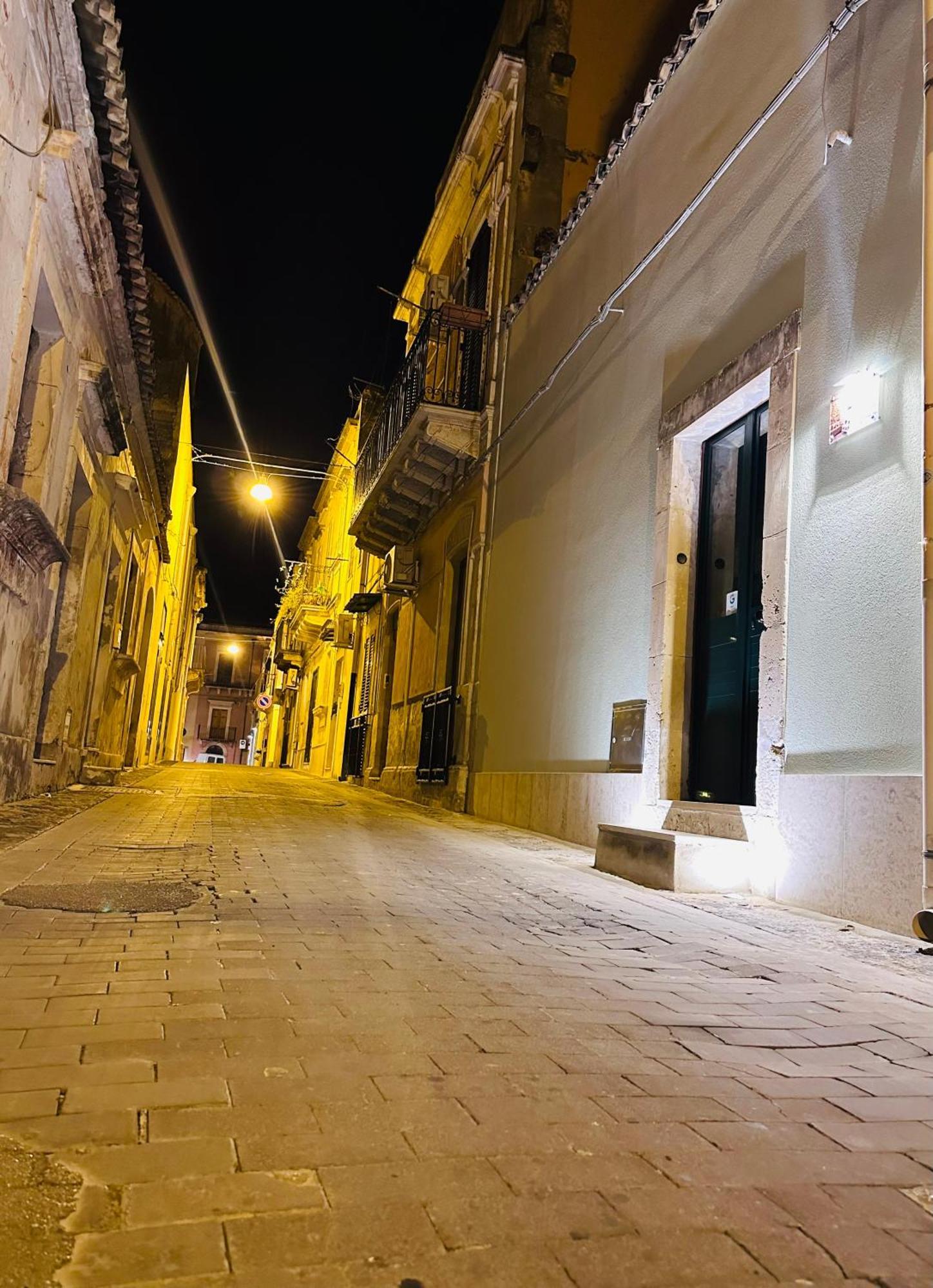 Tannur Del Carmine Villa Noto Exterior foto